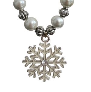 Elegant Faux Pearl Necklace & Earring Set with Snowflake Pendant